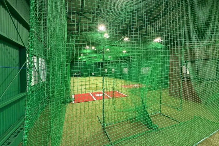 ベースパーク堺施設内写真　ネット